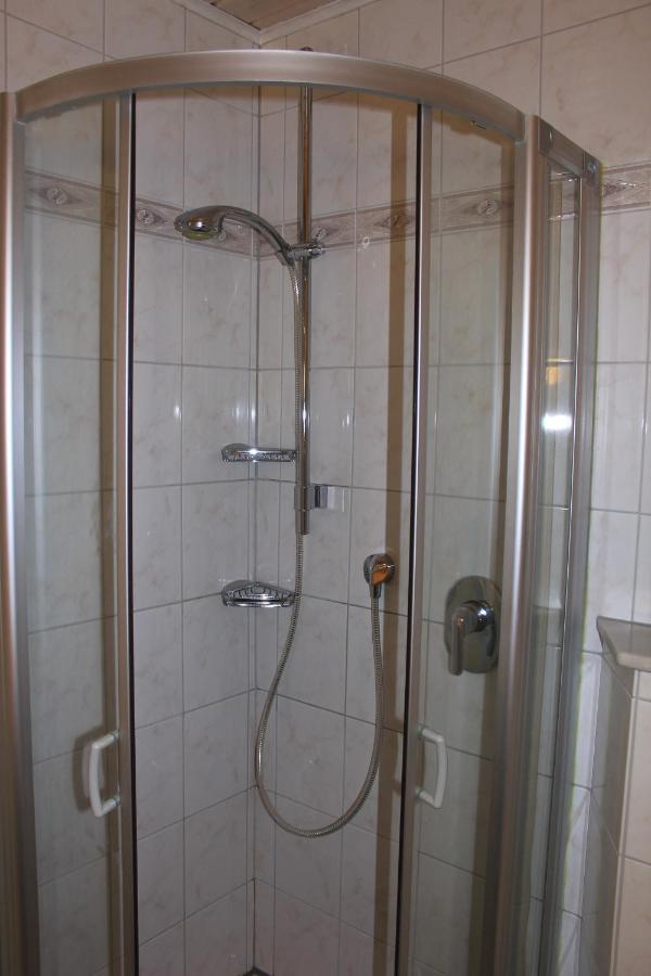 Moderne Und Helle Ferienwohnung Am Ploener See Bosau Luaran gambar