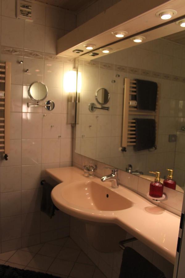 Moderne Und Helle Ferienwohnung Am Ploener See Bosau Luaran gambar